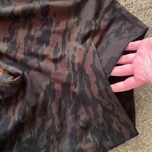 Alphalete Surface Path Muted Camo Leggings